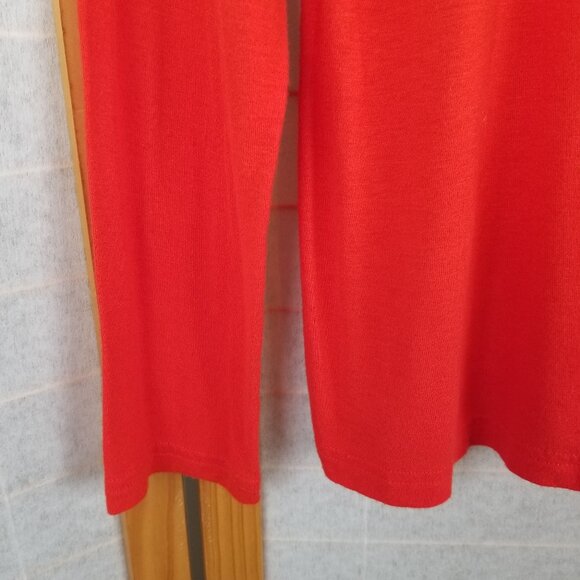 Women's Banana Republic Red Crew Neck Sweater Size Large Lightweight Wool Blend - Picture 2 of 5